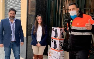 > Administración de Fincas Sebastián Linde y Asociados C.B dona cafeteras al hospital